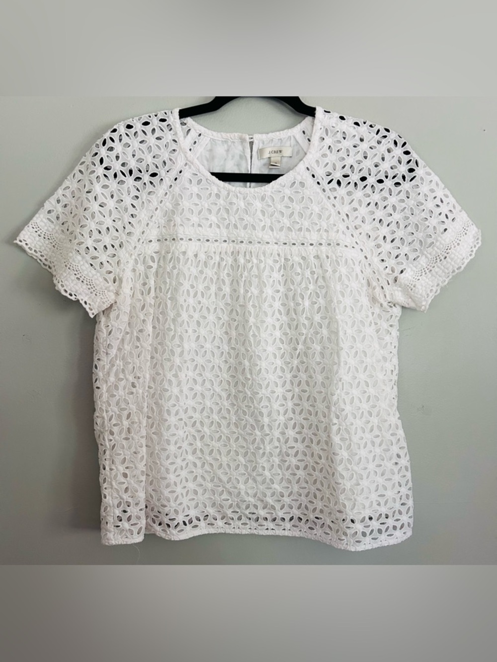 J Crew White Eyelet Lace Top Size 12 Lined Cotton Feminine Classic Boxy Relaxed